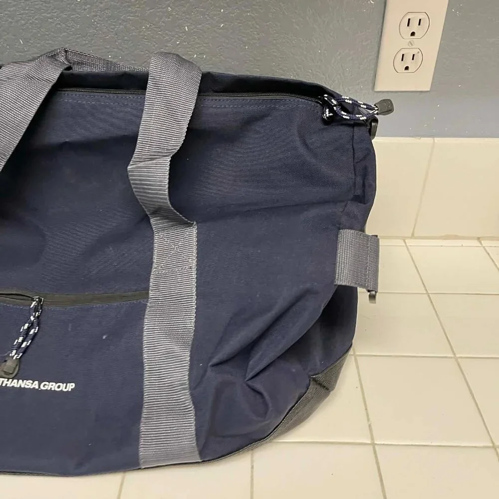 Lufthansa group duffle bag
